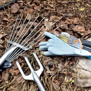 4- kohalise hauaplatsi hooajaline hooldus